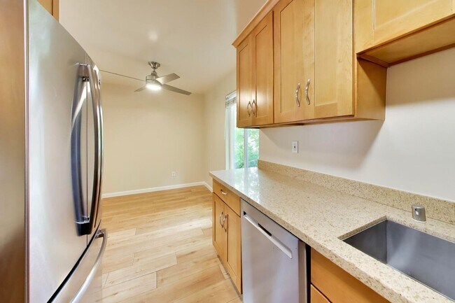 Building Photo - 1281 Ayala Dr
