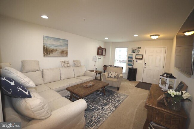 Building Photo - 130 Intrepid Ln