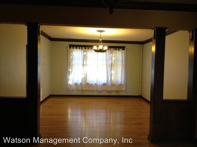 Building Photo - 1 br, 1 bath Apartment - 508 S Cedar St. #D