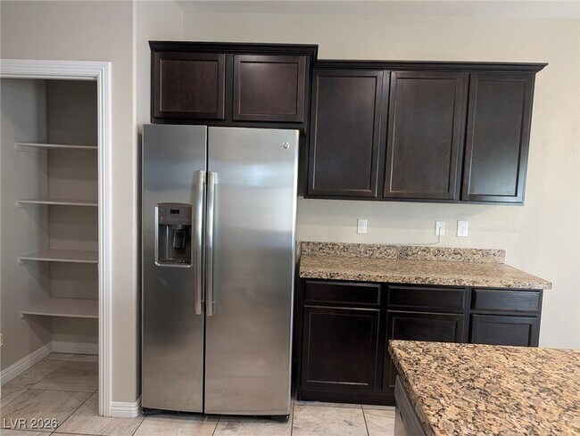 Building Photo - 6891 Dragonfly Rock St