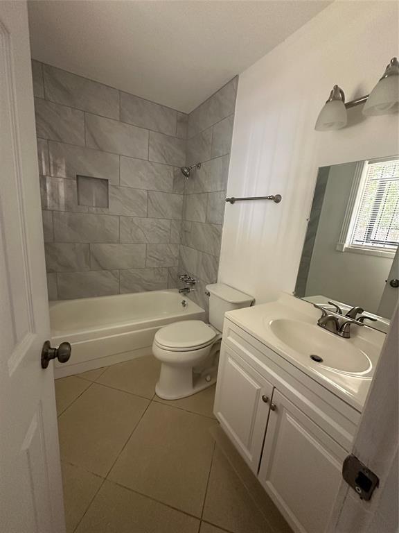 Building Photo - 1307 Rim Rock Dr