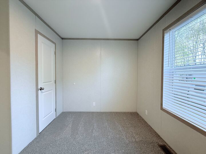 Building Photo - 29680 Jamestown Dr