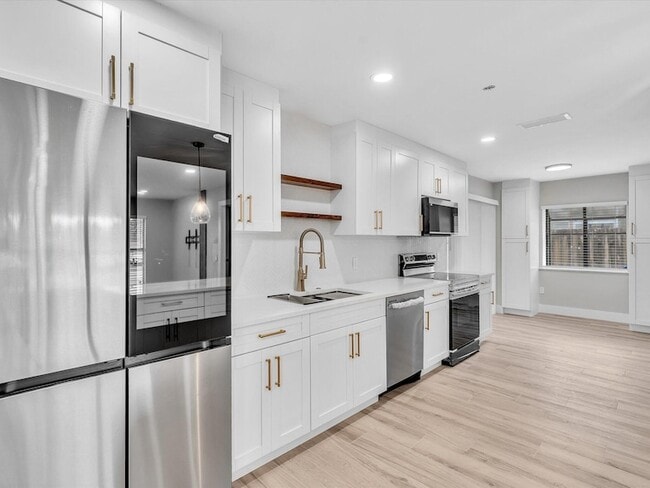 Building Photo - 10691 NW 28th St