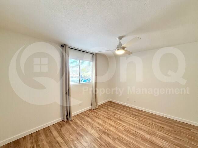 Building Photo - 1340 N Recker Rd