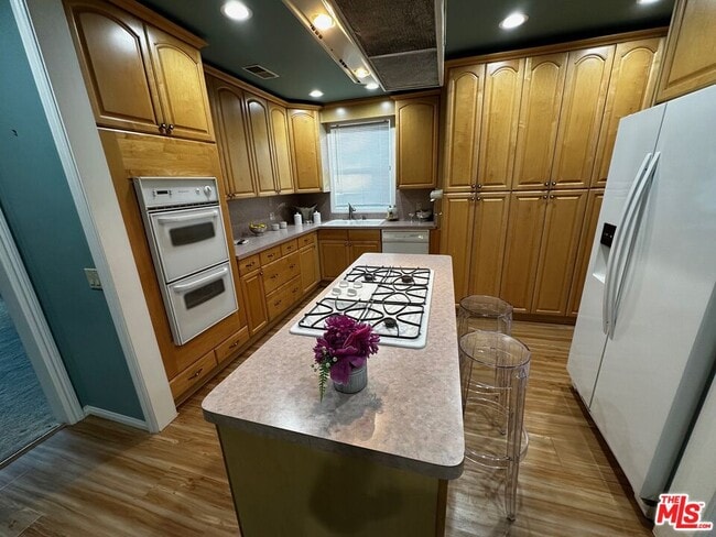 Building Photo - 3791 Olmsted Ave