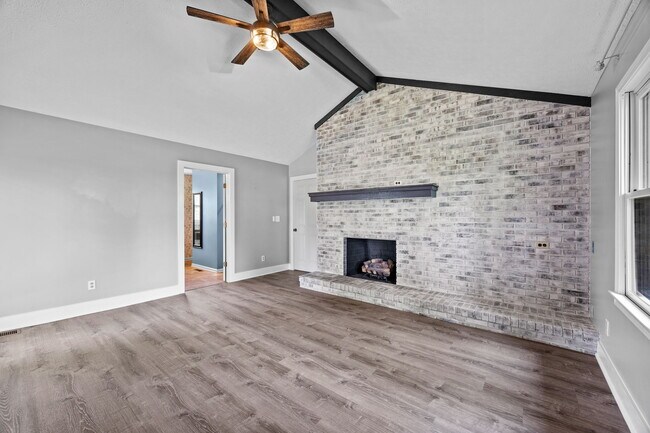 Building Photo - 10188 Russellville Rd