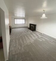 Building Photo - 1619 2nd St