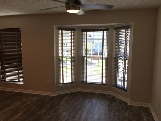 Dining room - 1722 13th Ct S