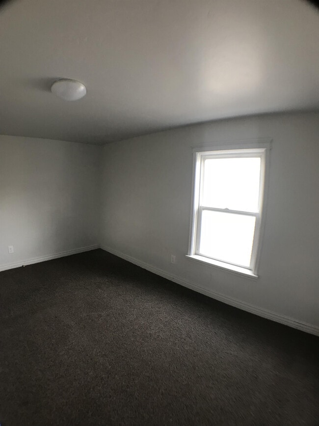 Building Photo - 244 S 1135 W