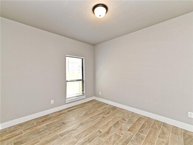 Building Photo - 2621 Franciscana Way