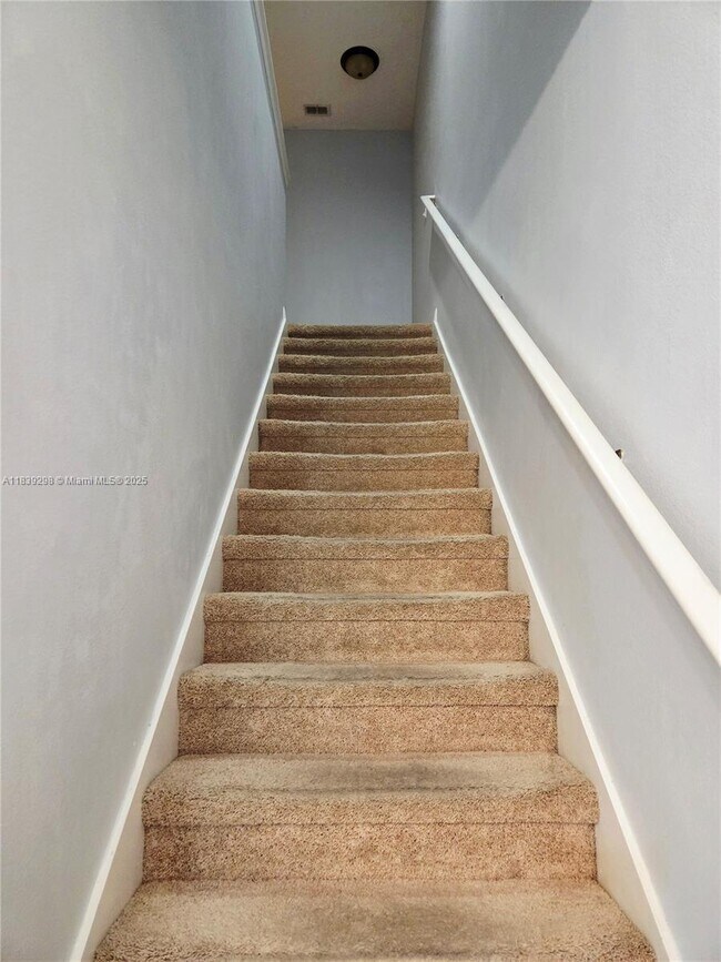 Building Photo - 9181 Shepton St