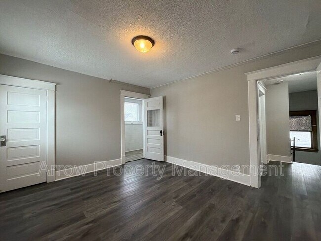 Building Photo - 2840 Starr St