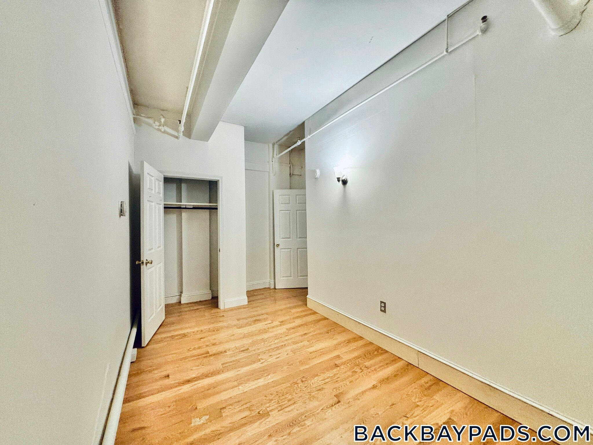Building Photo - 6 Marlborough St