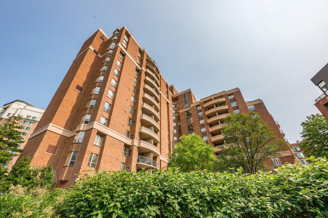 Building Photo - 4808 Moorland Ln