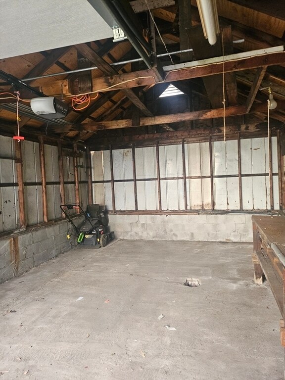 Building Photo - 25 Hatch St