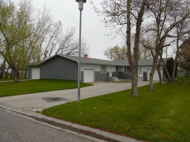 Primary Photo - 3 bedroom in Billings MT 59105