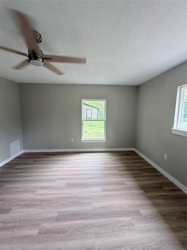 Building Photo - 4874 County Rd 353