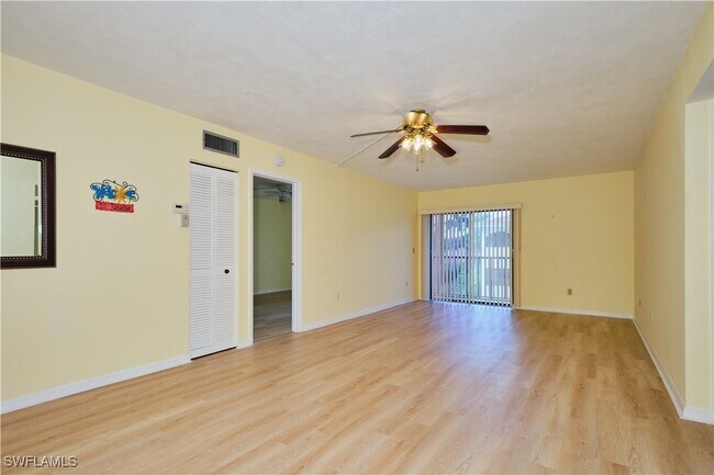 Building Photo - 12481 McGregor Blvd