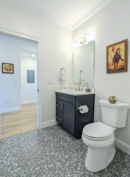 Second Bathroom - 4281 Washington St