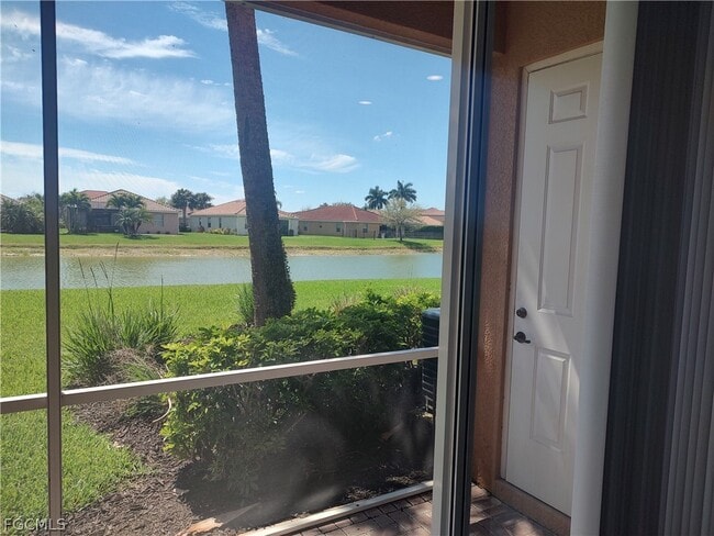 Building Photo - 2434 Laurentina Ln