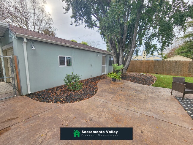 Building Photo - 3500 Marjorie Way