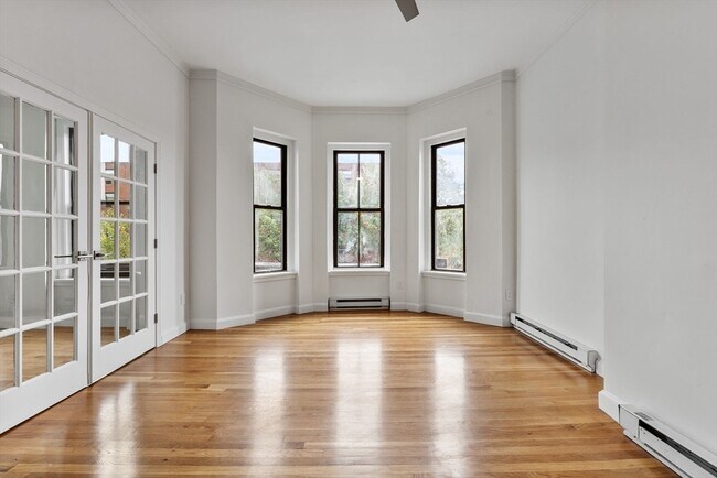 Building Photo - 431 Columbus Ave