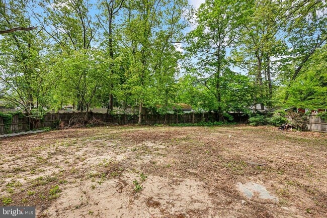 Building Photo - 310 N Carolina Trail