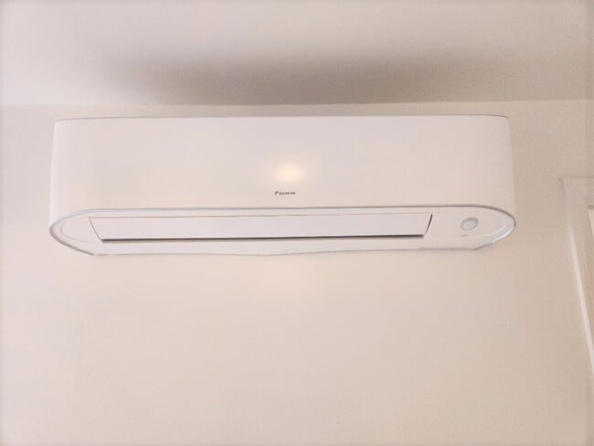 Building Photo - 1241 E 80th St