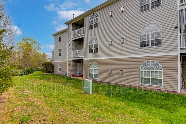 Building Photo - 6113 Hedgecock Cir