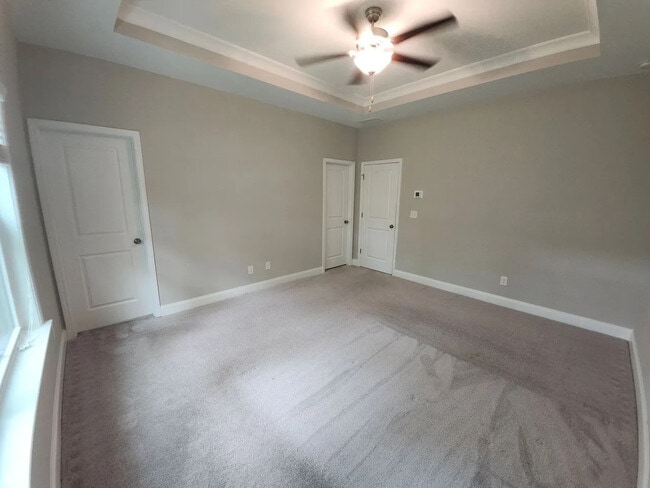 Building Photo - 4560 Mikajack Dr SE