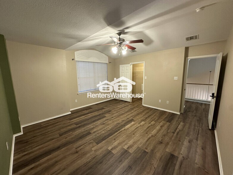 Building Photo - 10214 Maydelle Dr