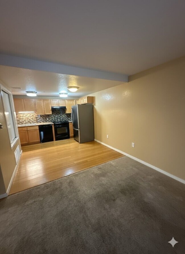 Building Photo - Fall 2026 Pre-Lease. Updated 1 Bedroom Condo at Landmark Lofts steps from CU With Parking Garage!!!