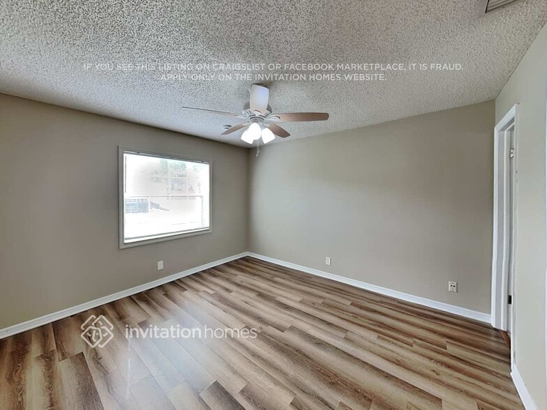 Building Photo - 9323 Southampton Pl