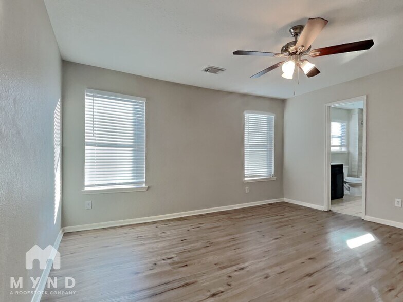 Building Photo - 21307 Shadow River Ln