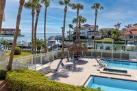 Building Photo - 363 Pinellas Bayway S
