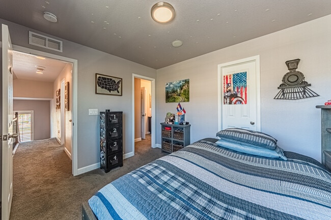 Building Photo - 5481 Cross Creek Drive