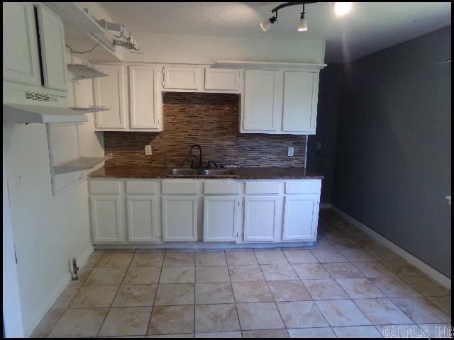 Building Photo - 1504 E 38th St