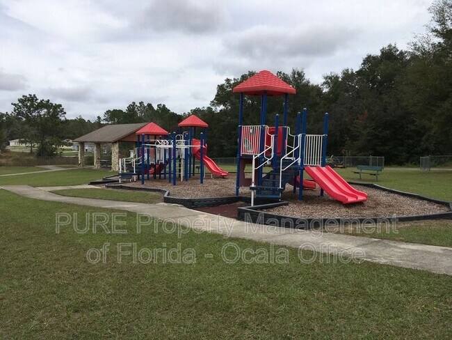 Building Photo - 2581 W Castania Dr