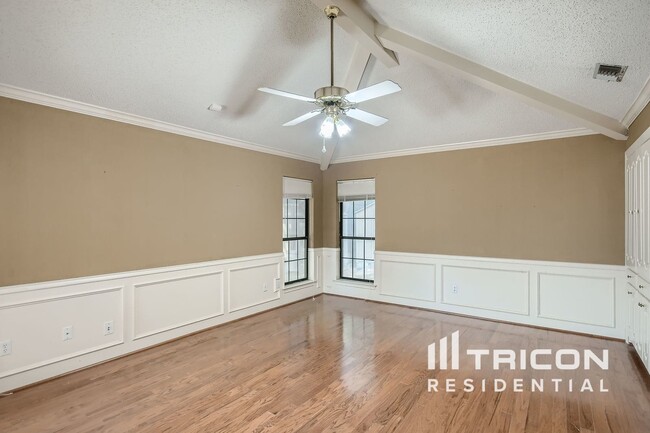 Building Photo - 830 Mill Creek Cir