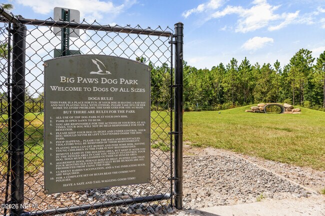 Building Photo - 321 Beale Ave