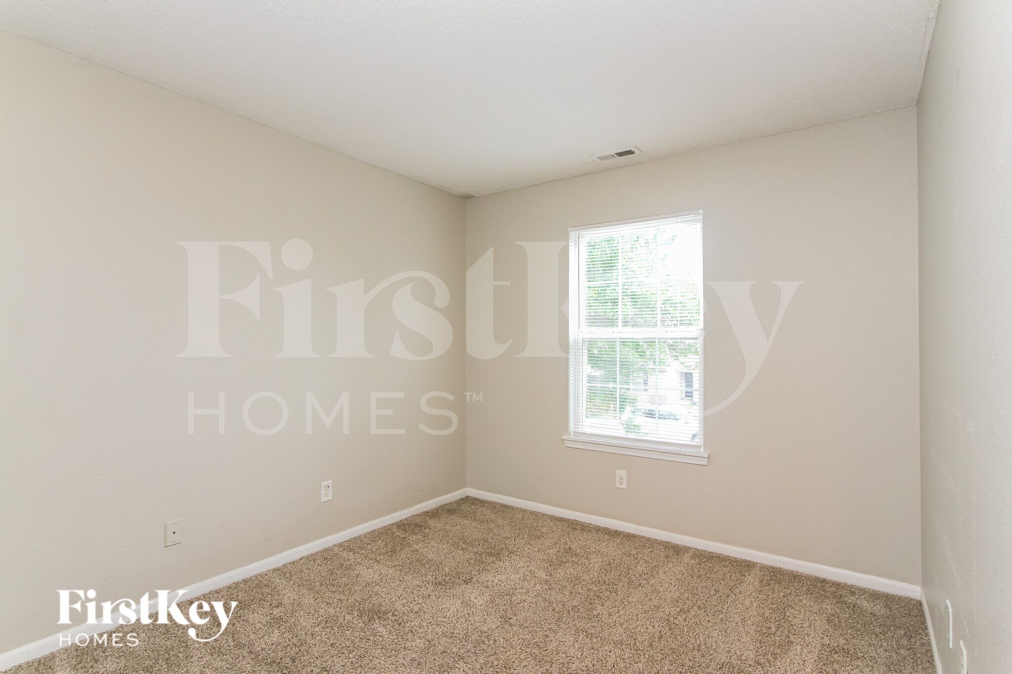 Building Photo - 6230 Long River Ln
