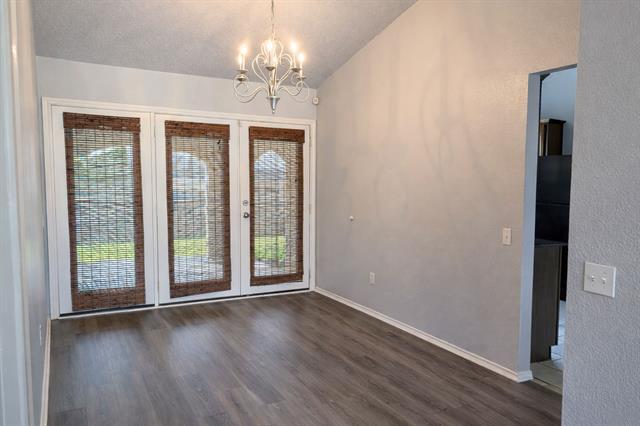 Building Photo - 3820 River Birch Rd