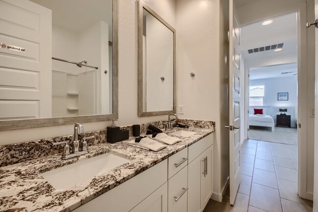 Building Photo - 9417 W Atlantis Wy