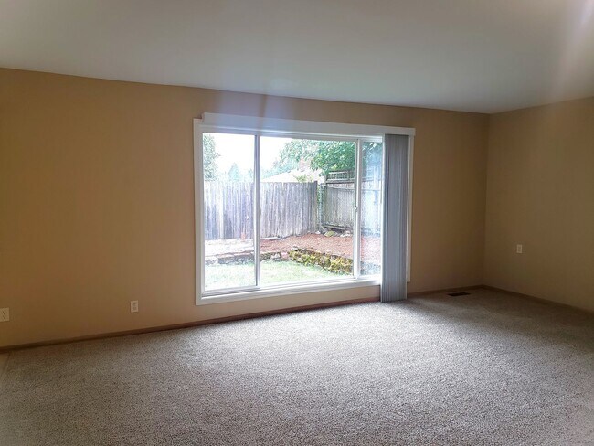 Building Photo - Fantastic SW Portland Home!