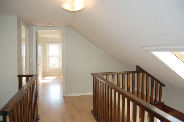 Building Photo - 330 Wickenden St