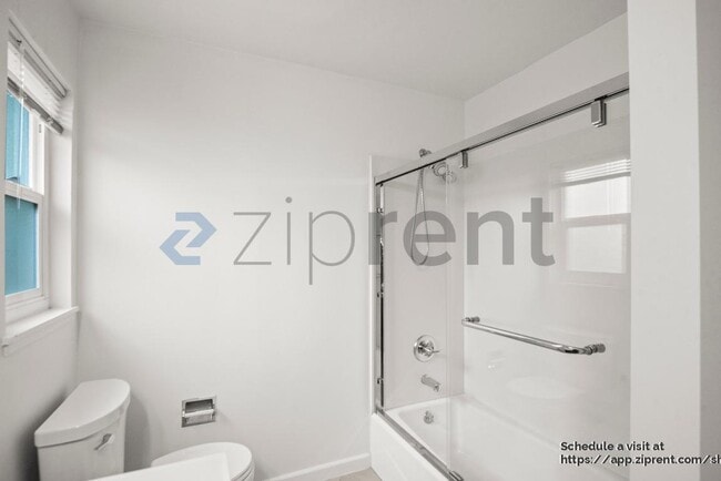 Building Photo - 836 El Camino Real