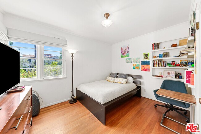 Building Photo - 475 21st St