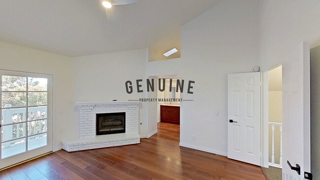 Building Photo - Move-in Special: $500 off 1st Month’s Rent on this Spacious 2 Story 3Bd 2.5Ba Townhome