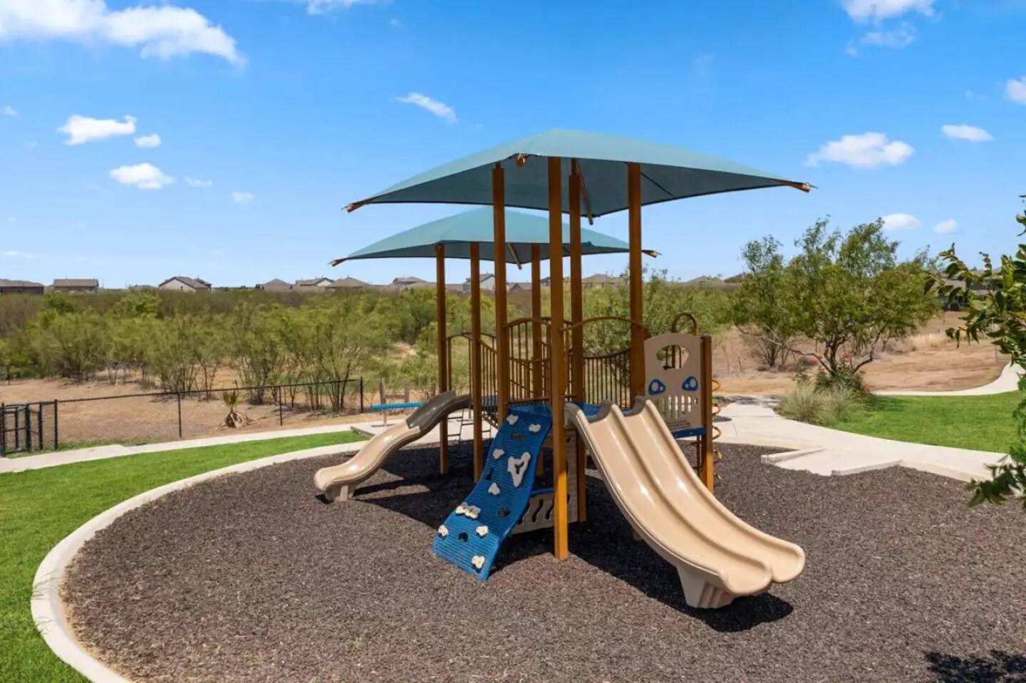 Building Photo - 1227 Art Wall Wy