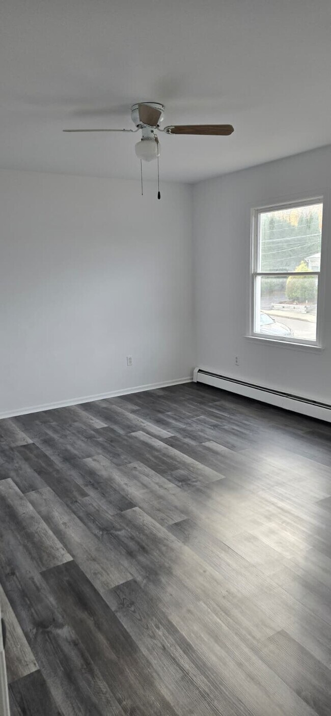 Building Photo - 5 Union St